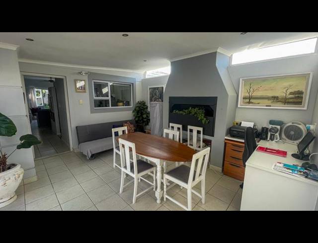 2 BEDROOM PROPERTY TO RENT IN HARBOUR ISLAND